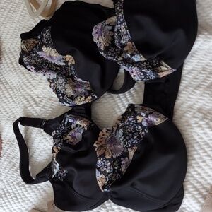 2 Glamorise Front Close 44C Bras. Selling As A Set. Black w/ Colorful Lace. GUC.